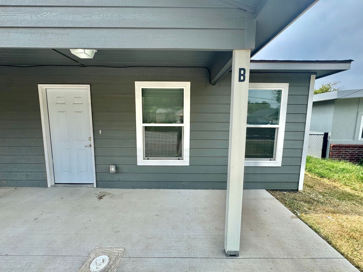 Tulsa Apartment: 1007 N Quincy Ave