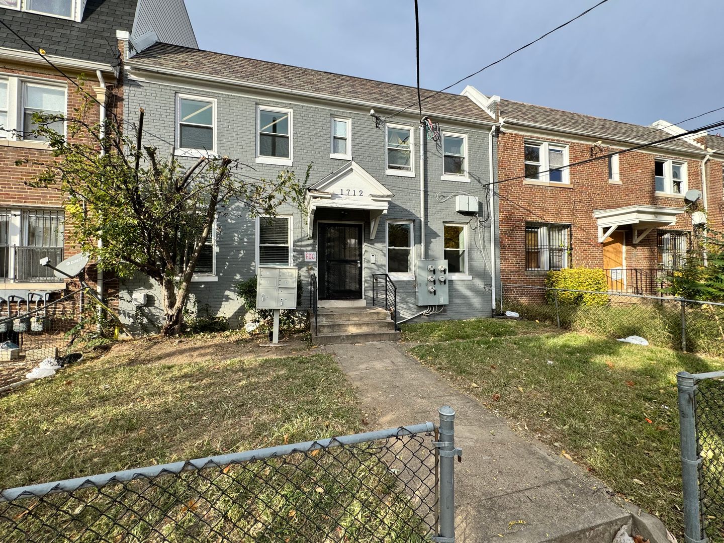 Washington House: 1712 R St. SE #1