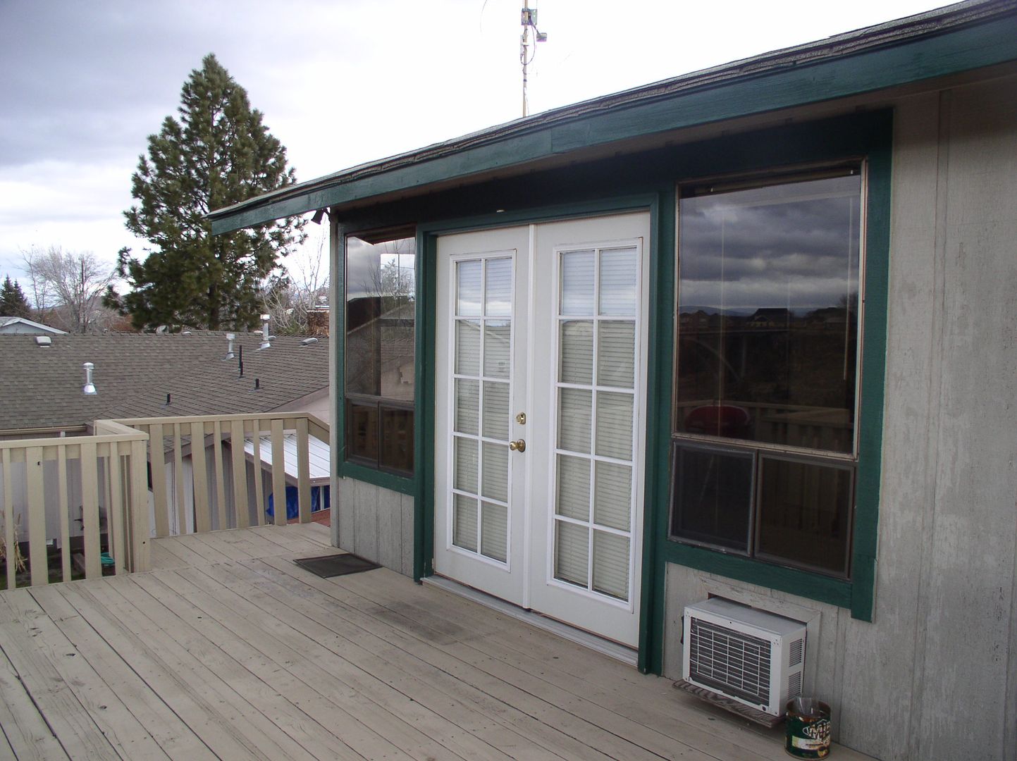 Redmond Apartment: 1351/1359/1359.5 NW Canyon Dr.