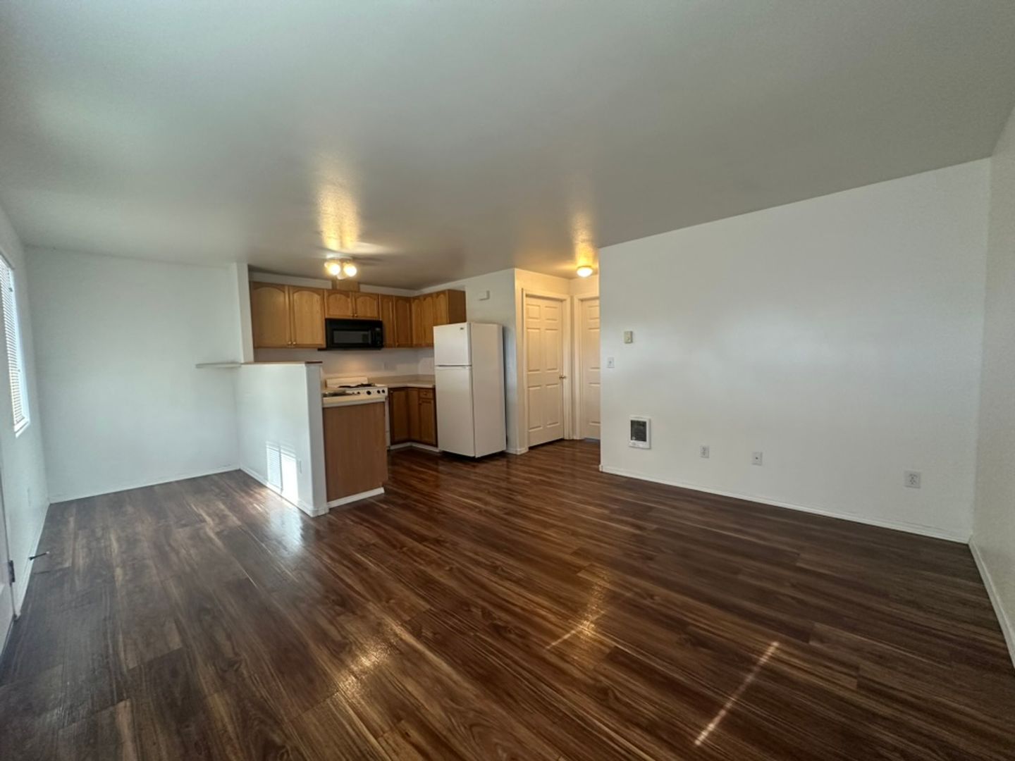 Redmond Apartment: 1152 SW 17th