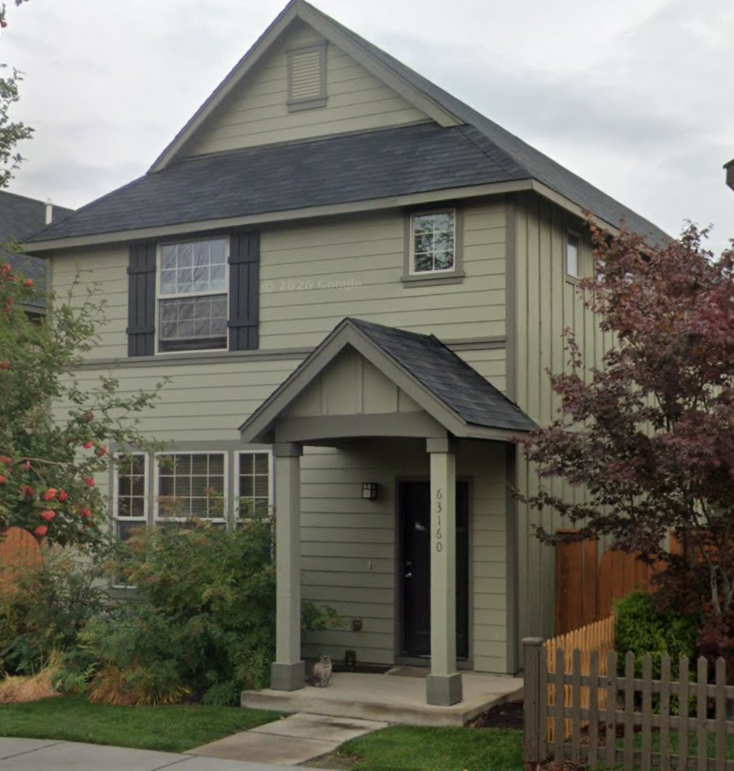 Bend House: 63160 Lancaster St