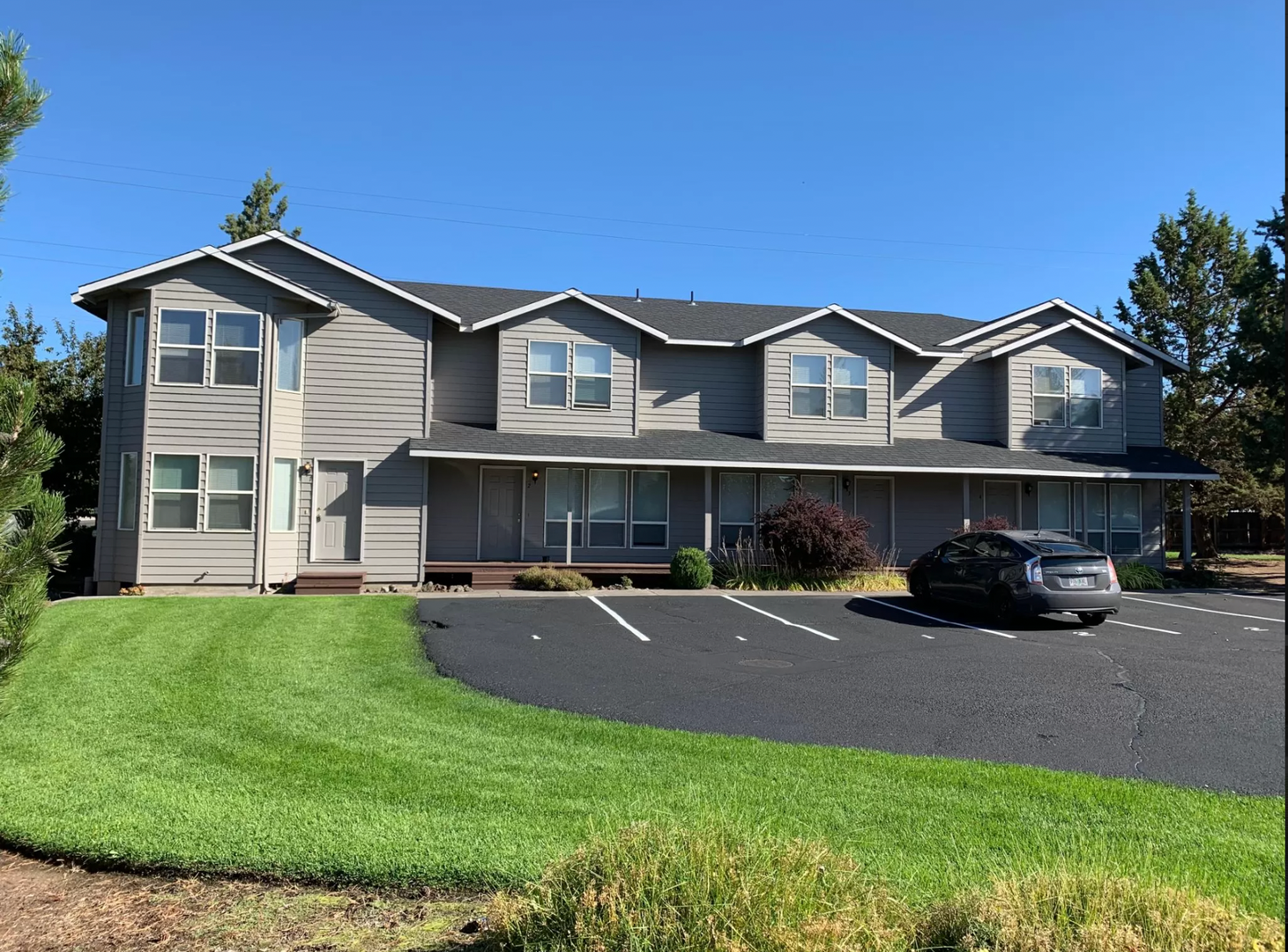 Bend House: 2922 NE #2 Nikki Ct