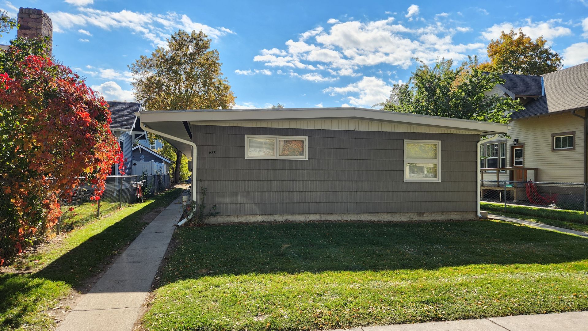 Missoula Apartment: 425 S 5th St E 1-4