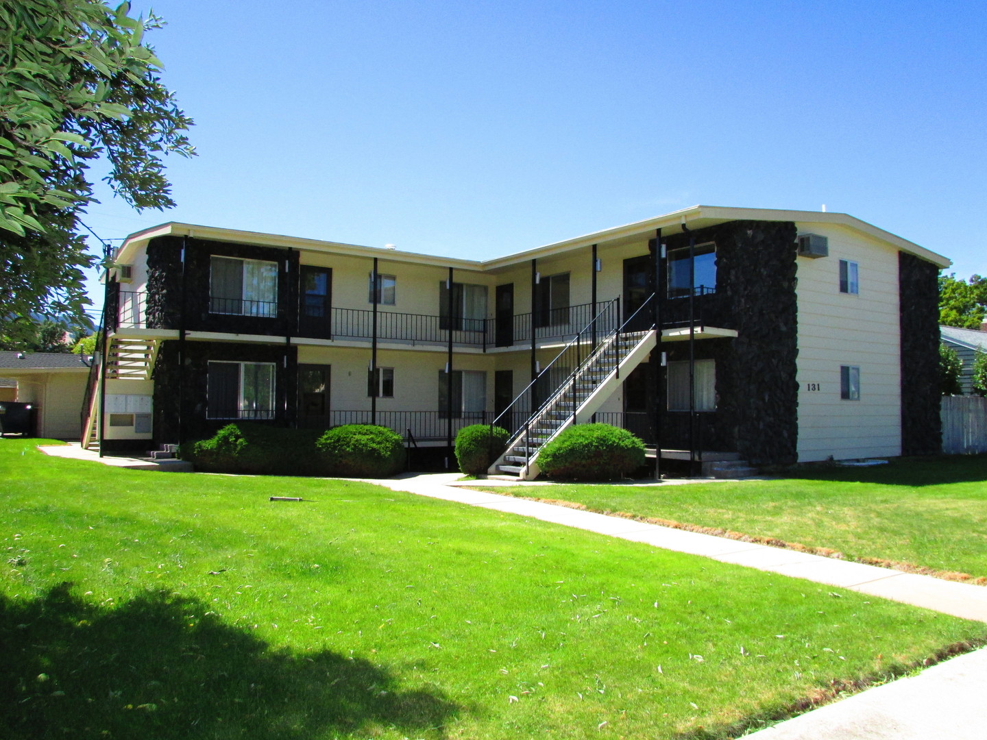 Missoula Apartment: 131 W. Sussex Ave 1-8