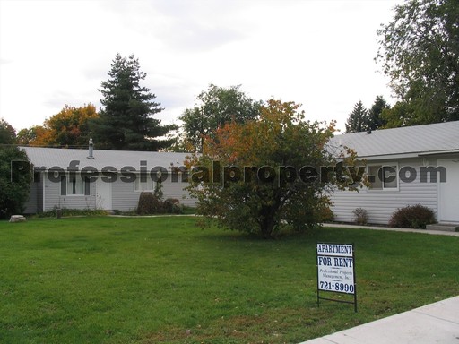 Two Bedroom Unit in Side by Side Duplex – photo 1