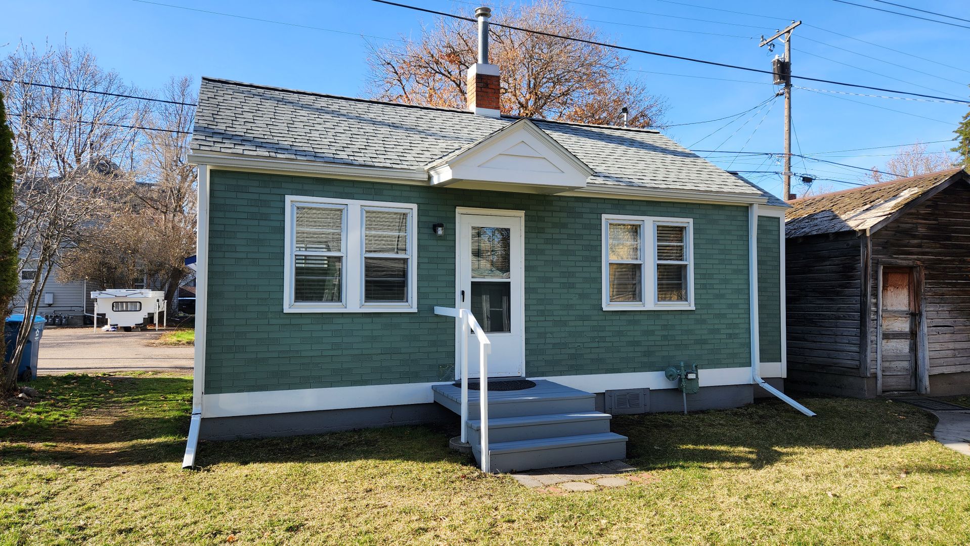 Missoula Apartment: 521 & 521 1/2 S 1st W
