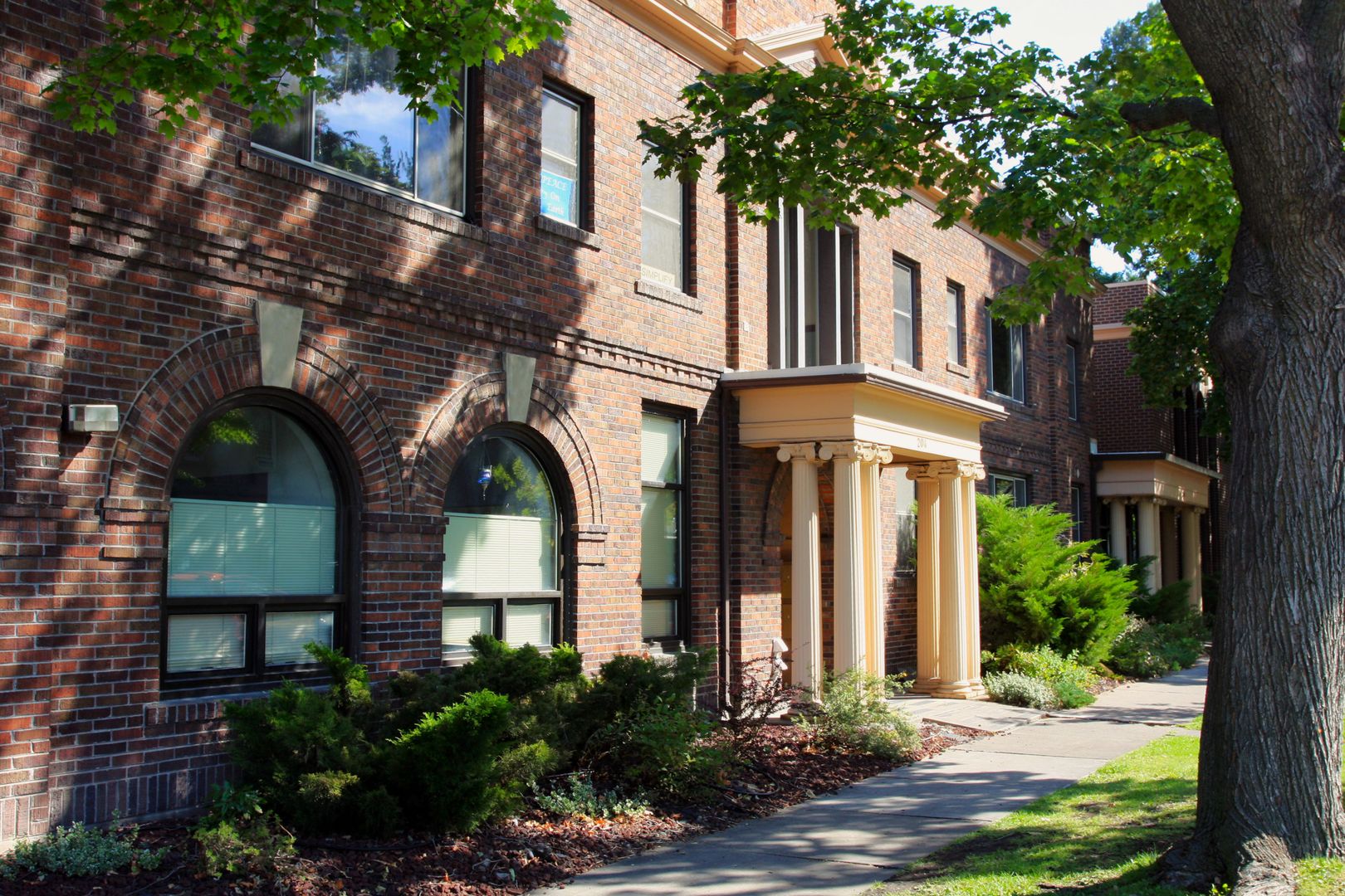 Missoula Apartment: 204 E Pine / 420 N Pattee