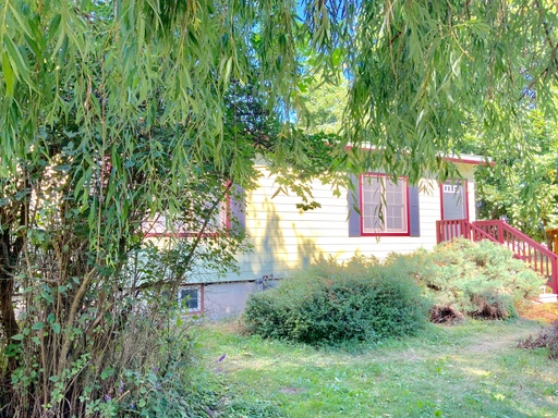 River Road Home on Acreage With a Short Term Lease – photo 1