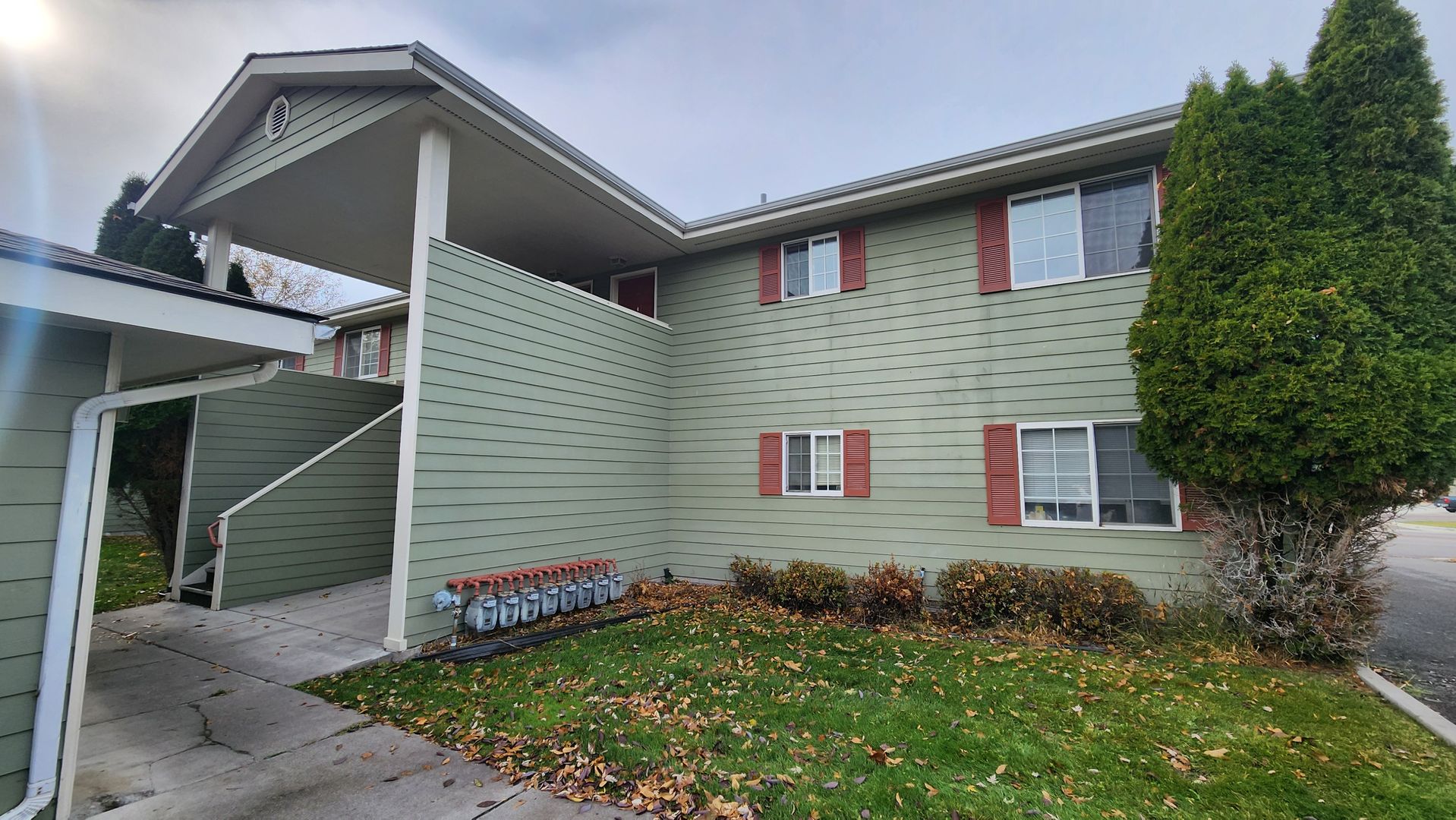 Missoula Apartment: 4104 Hillview Way