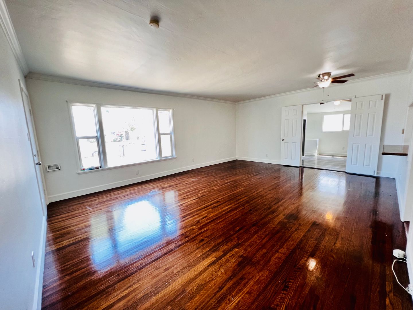 Long Beach House: 2258 E 65th Street