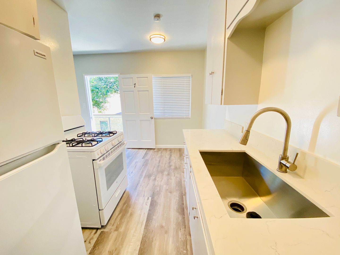 Long Beach House: 1311  E 1st St