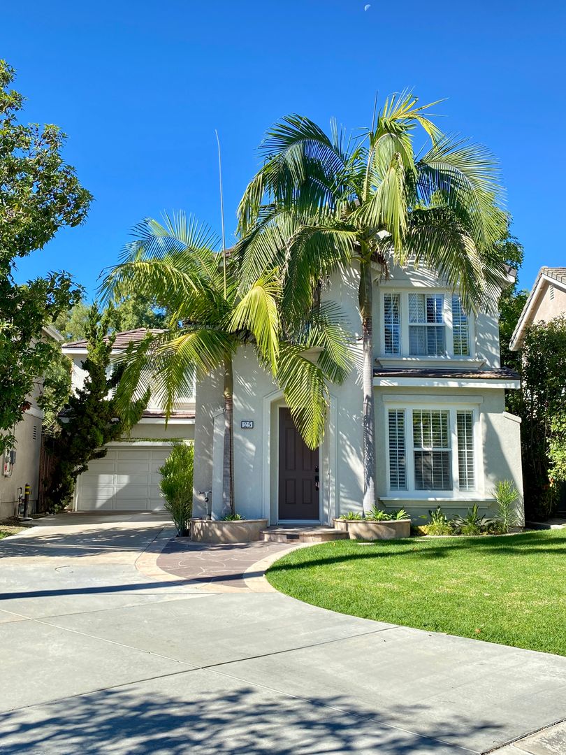 Aliso Viejo House: 25 Caledon Ct.