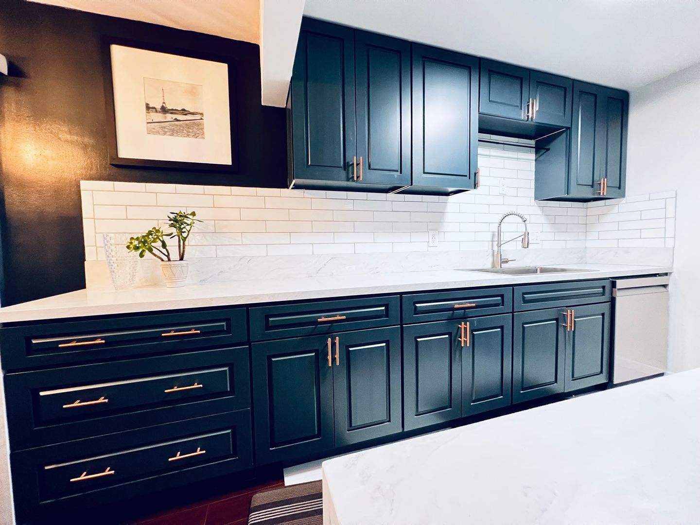 Long Beach House: 1130 E 1st Street #101