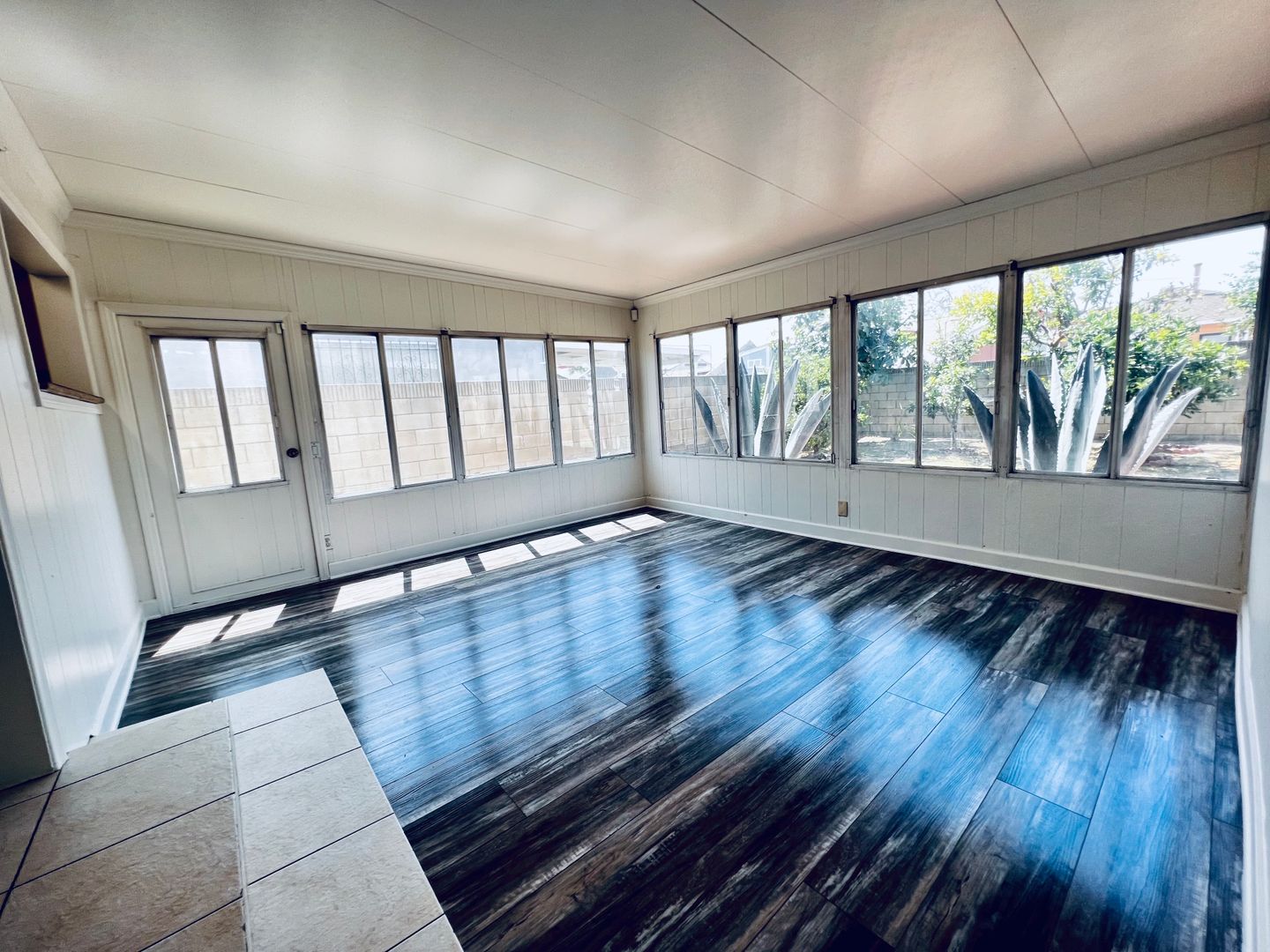 Long Beach House: 2258 E 65th Street