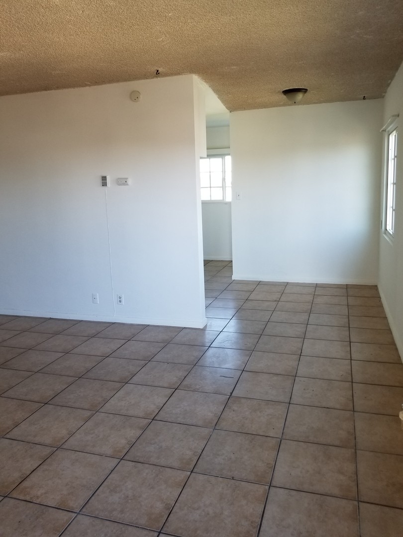Norwalk Apartment: 14327 Flallon Avenue