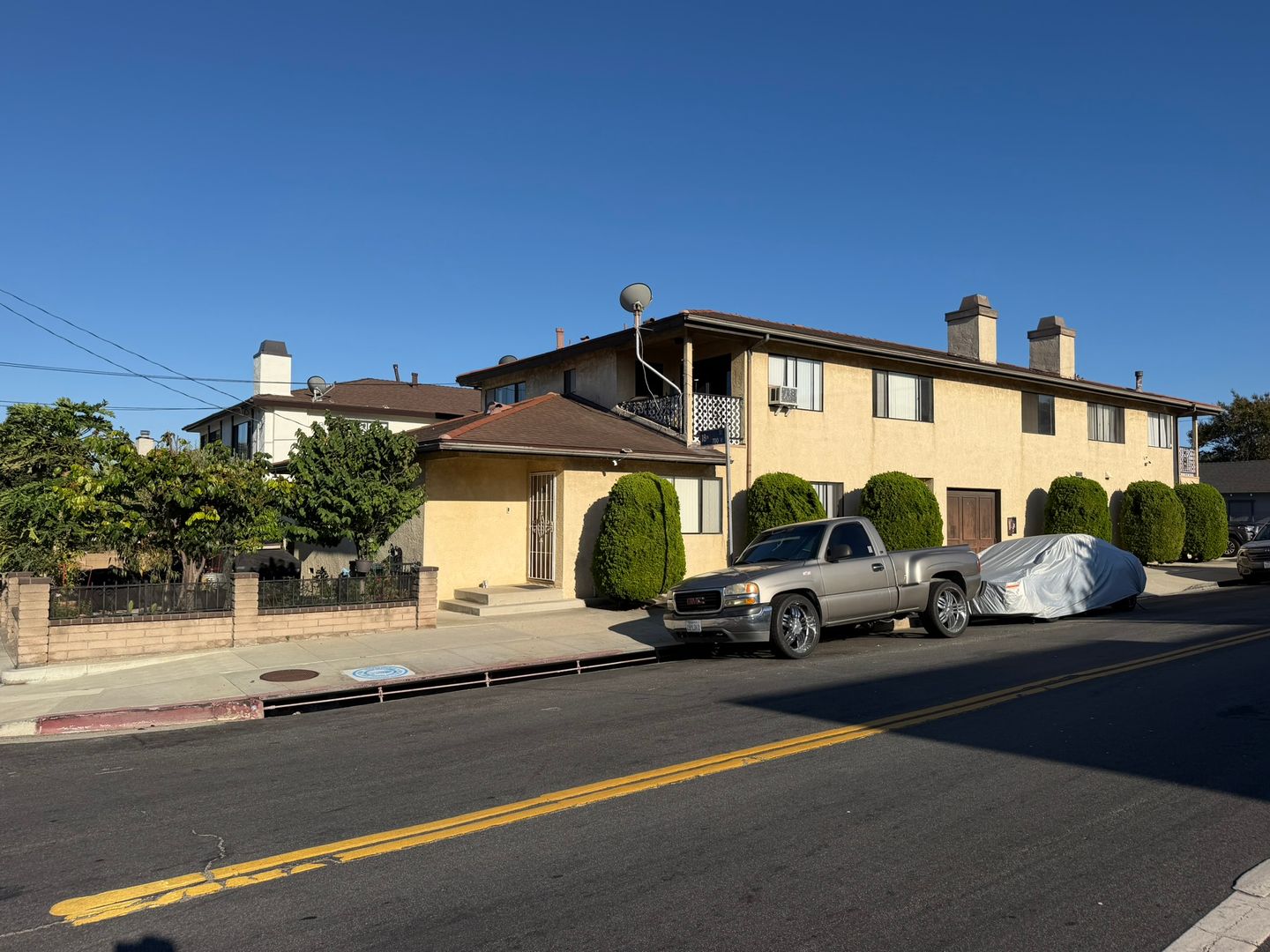 San Pedro Apartment: 1804 South Cabrillo Avenue
