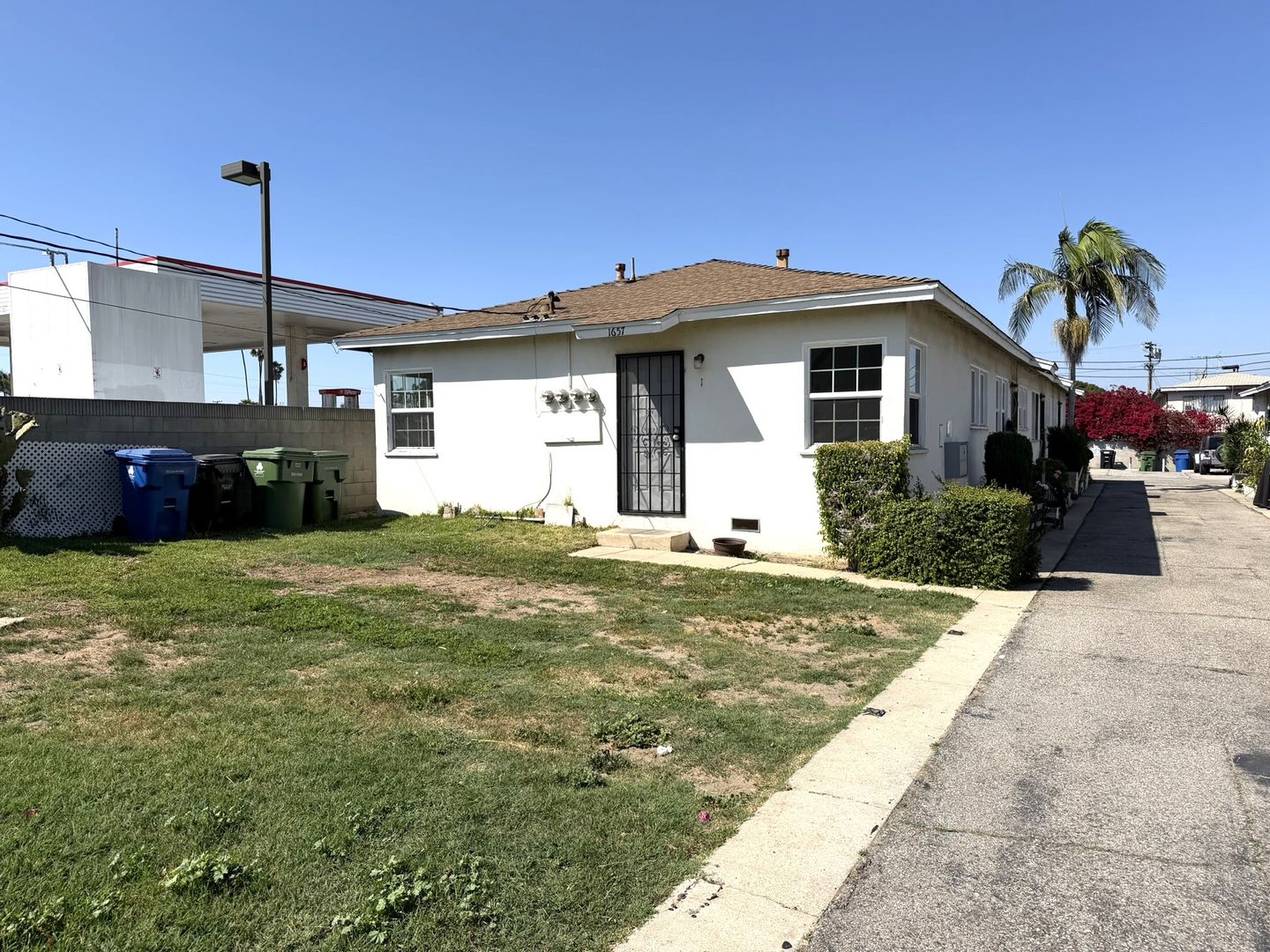 Torrance Apartment: 1657 West 227th Street