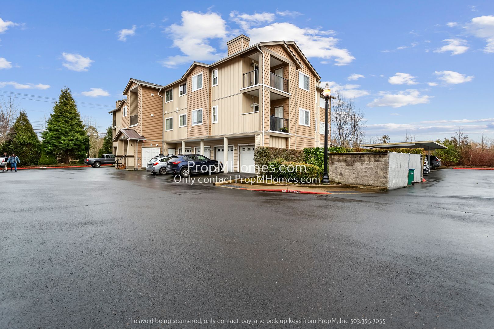 Hillsboro House: 10834 NE Holly Street Unit 303