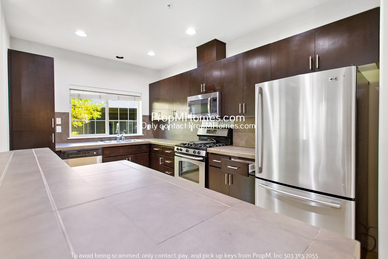 Hillsboro House: 610 NE Garswood Lane