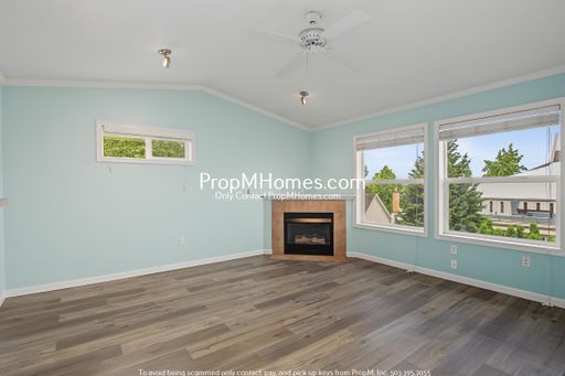 Two Bedroom Condo in the Heart of Bethany! – photo 1