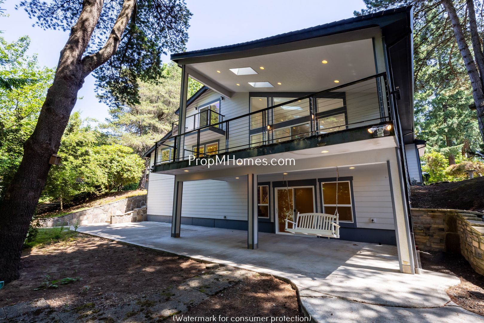 Tigard House: 14995 SW 141st Avenue