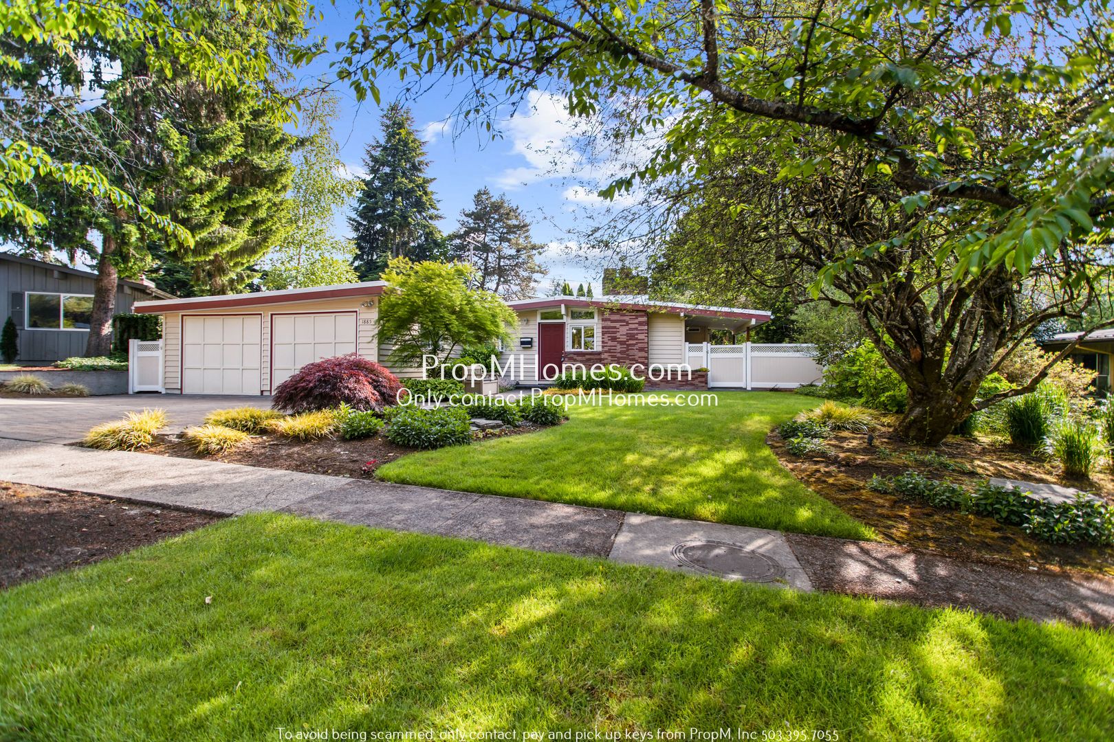 Portland House: 1885 SW Wellington Avenue