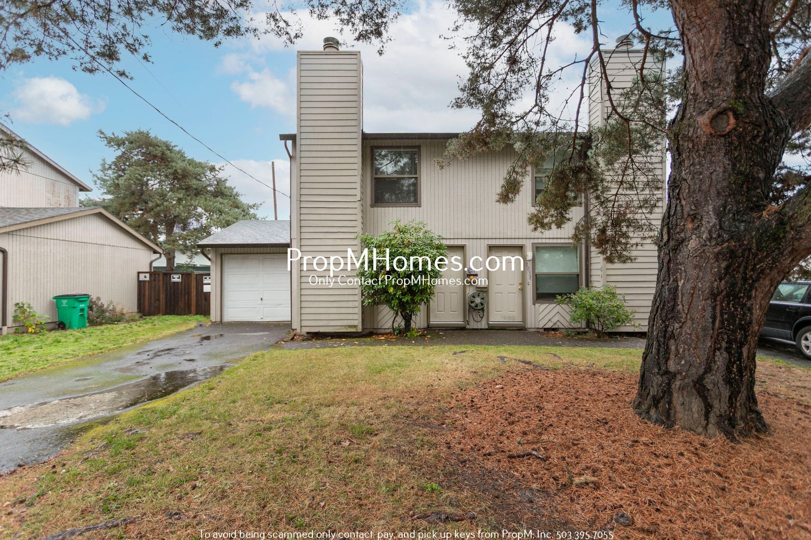 Portland Apartment: 1030 - 1032 NE 81st Avenue