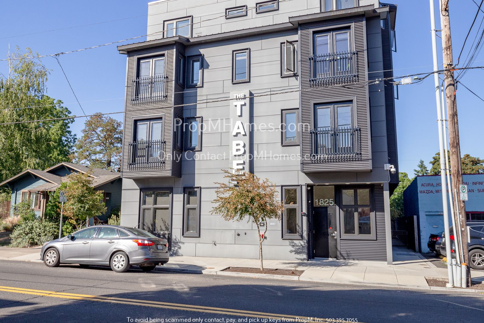 Portland Apartment: 1825 SE 50th Avenue - Unit 102