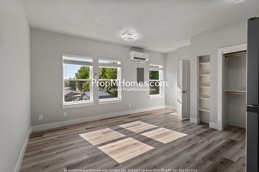 Brand New Studio Steps Away from Multnomah Village + Move in Special! – photo 1