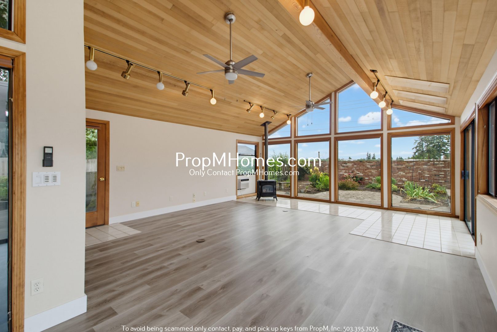 Wilsonville House: 7030 SW Molalla Bend Road