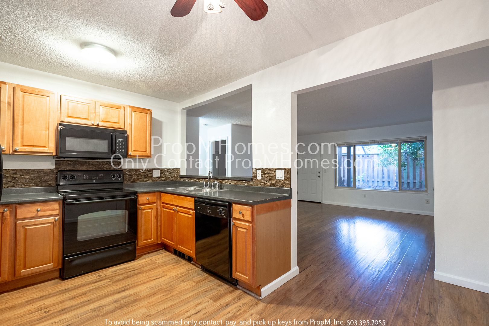 Portland Condo: 402 NE 63rd Avenue