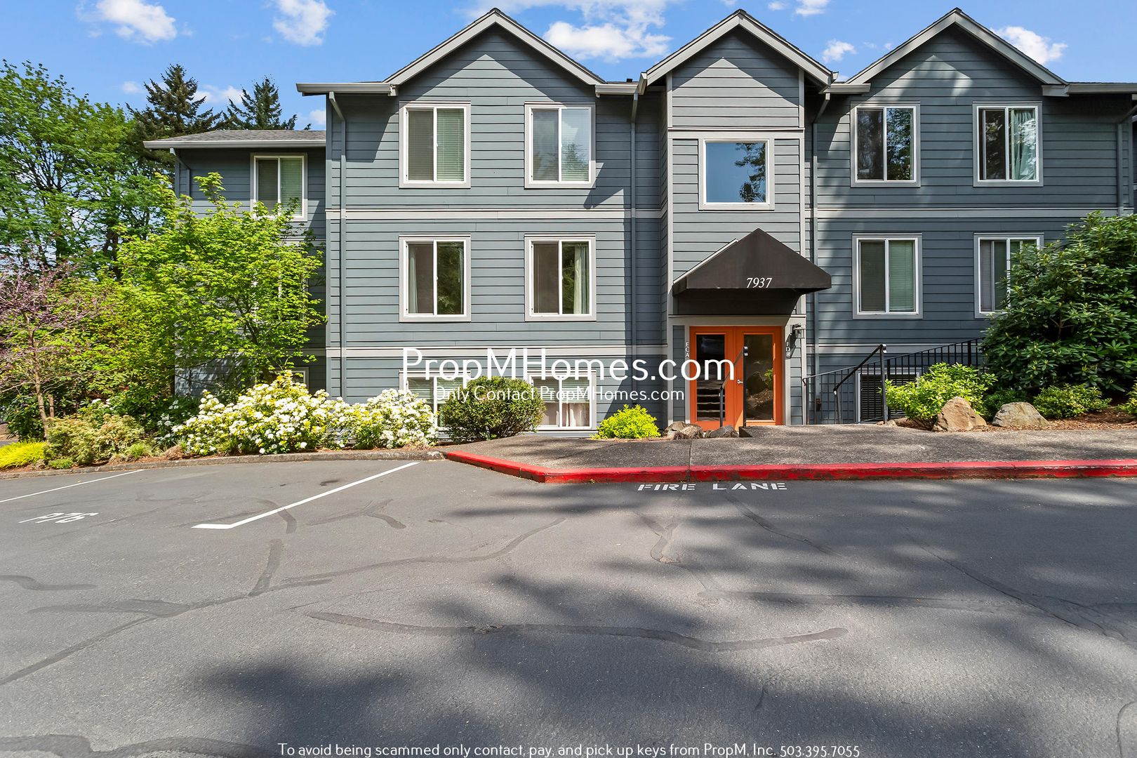 Portland Condo: 7937 SW 40th Avenue Unit E