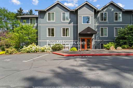Beautifully Updated Condo in Multnomah Village - 3 Bedrooms! – photo 1