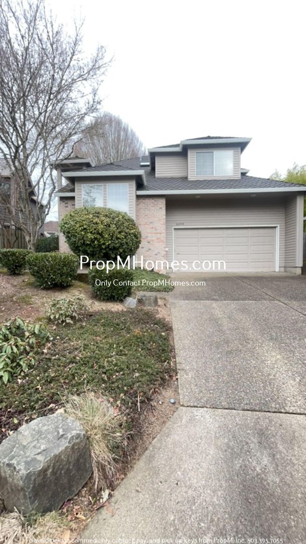 Lake Oswego House: 5099 Greensborough Court