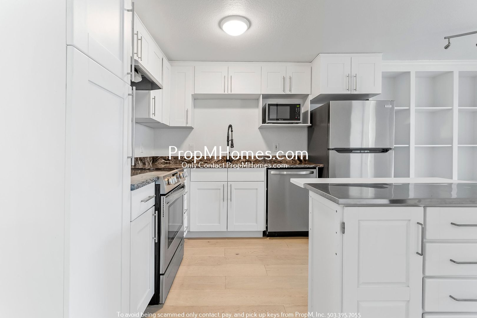 Portland Condo: 7937 SW 40th Avenue Unit E