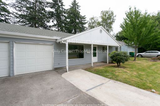 Beautiful Beaverton Ranch-Style Three Bedroom Home! – photo 1