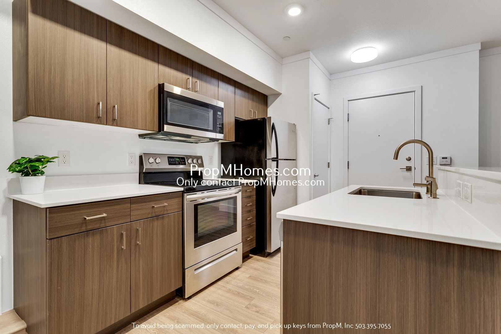 Updated Two Story Unit in SE – Quartz Counters + A/C! 4 of 12