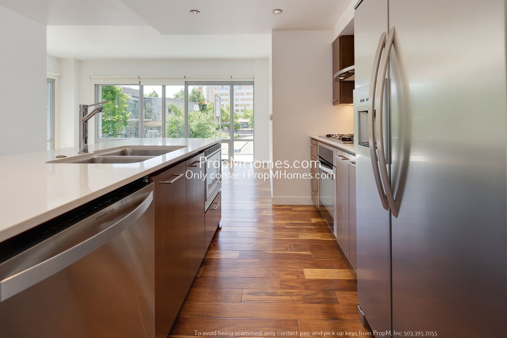 Portland Condo: 1260 NW Naito Parkway Unit 210