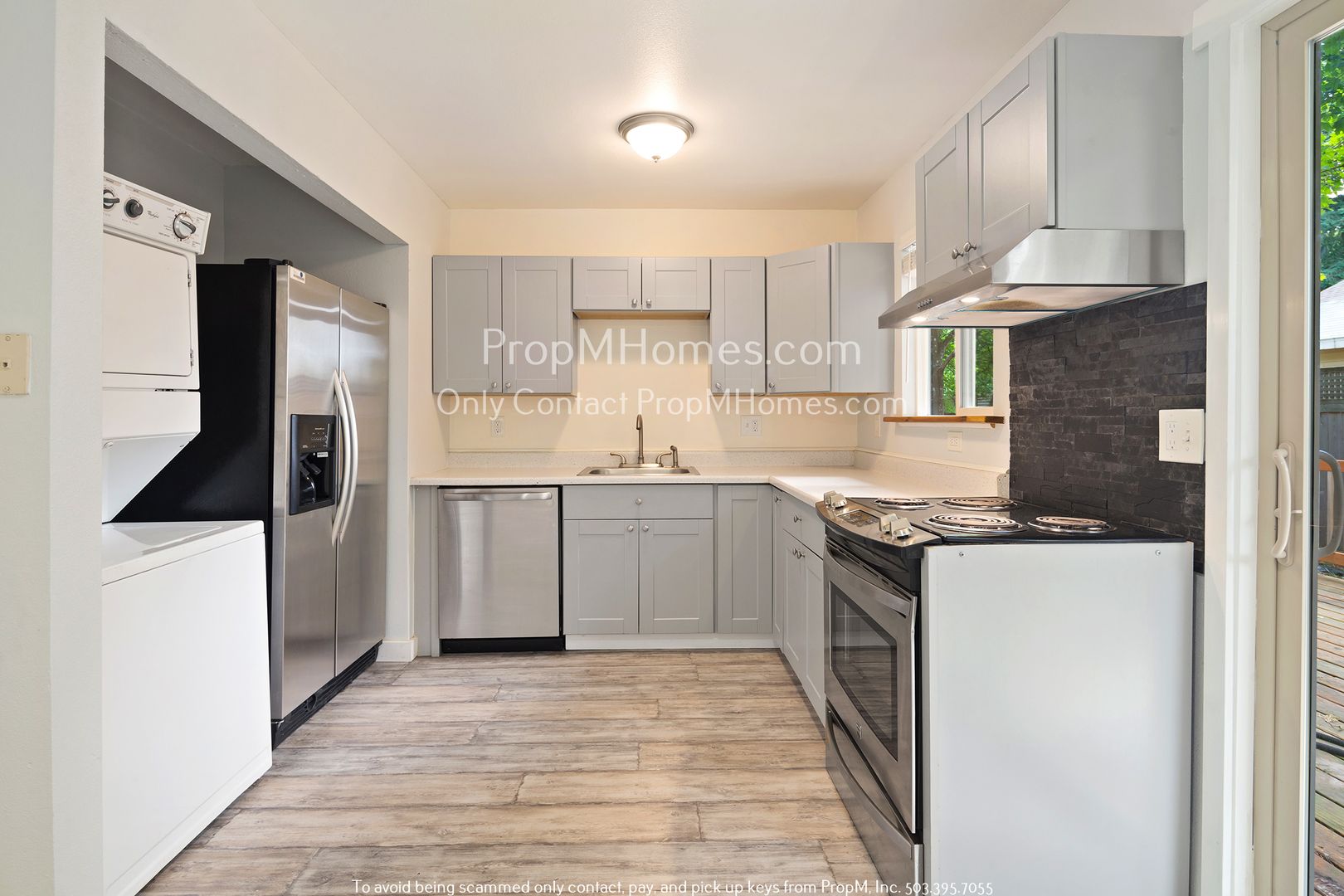 Portland Condo: 5829 SE 80th Court