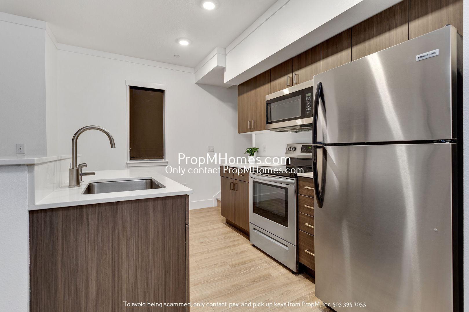 Portland Condo: 1825 SE 50th Avenue - Unit 301