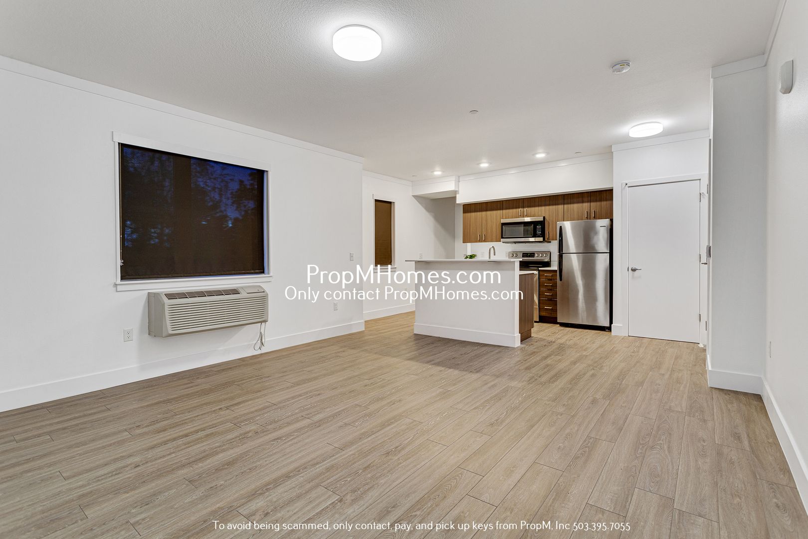 Updated Two Story Unit in SE – Quartz Counters + A/C! 6 of 12