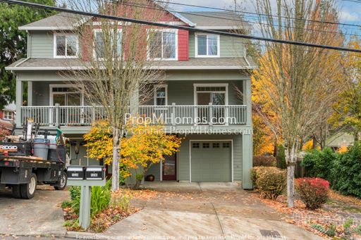 Spacious Hillsdale Home with Private Balcony, Garage & Central A/C! – photo 1