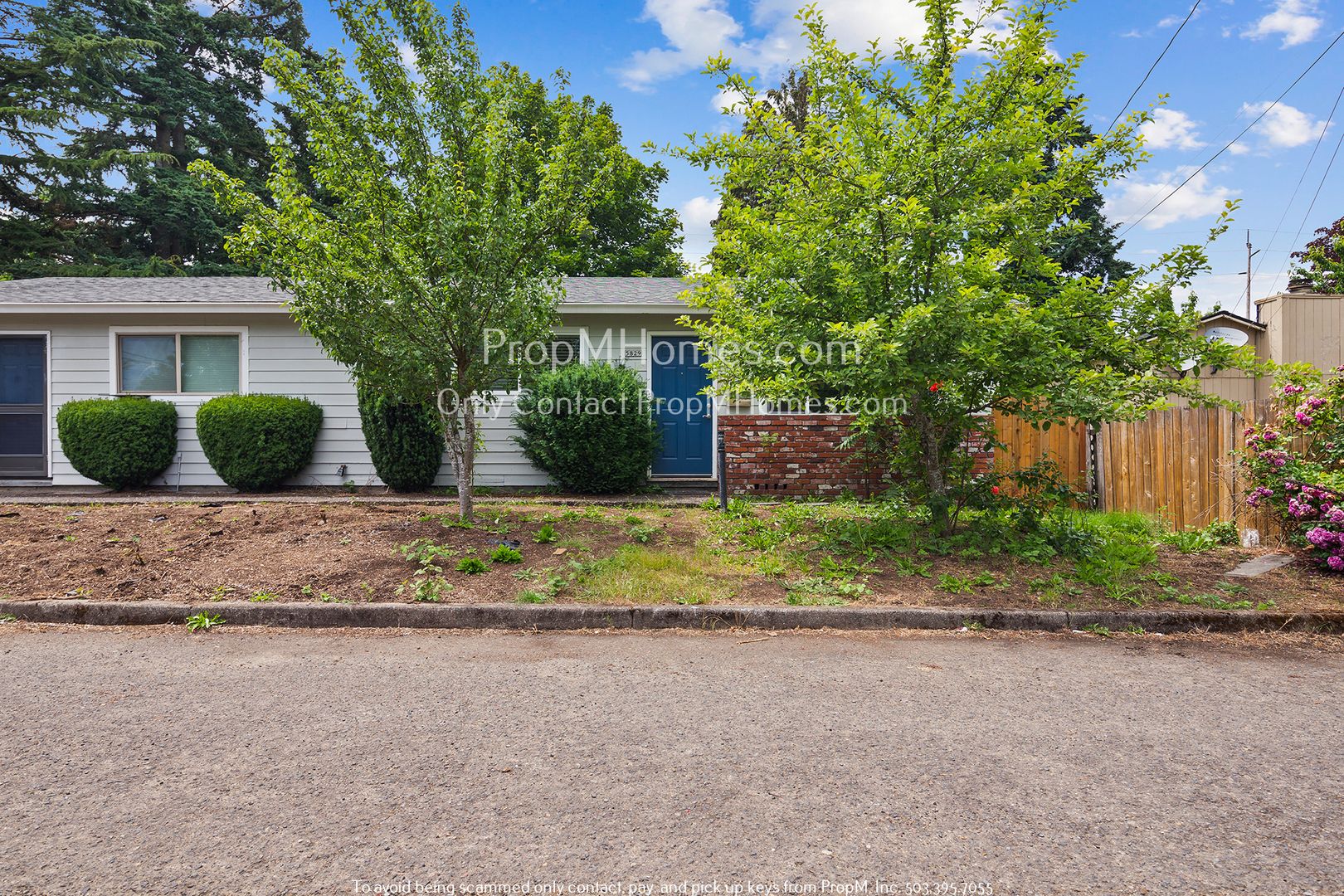 Portland Apartment: SE 80th Court