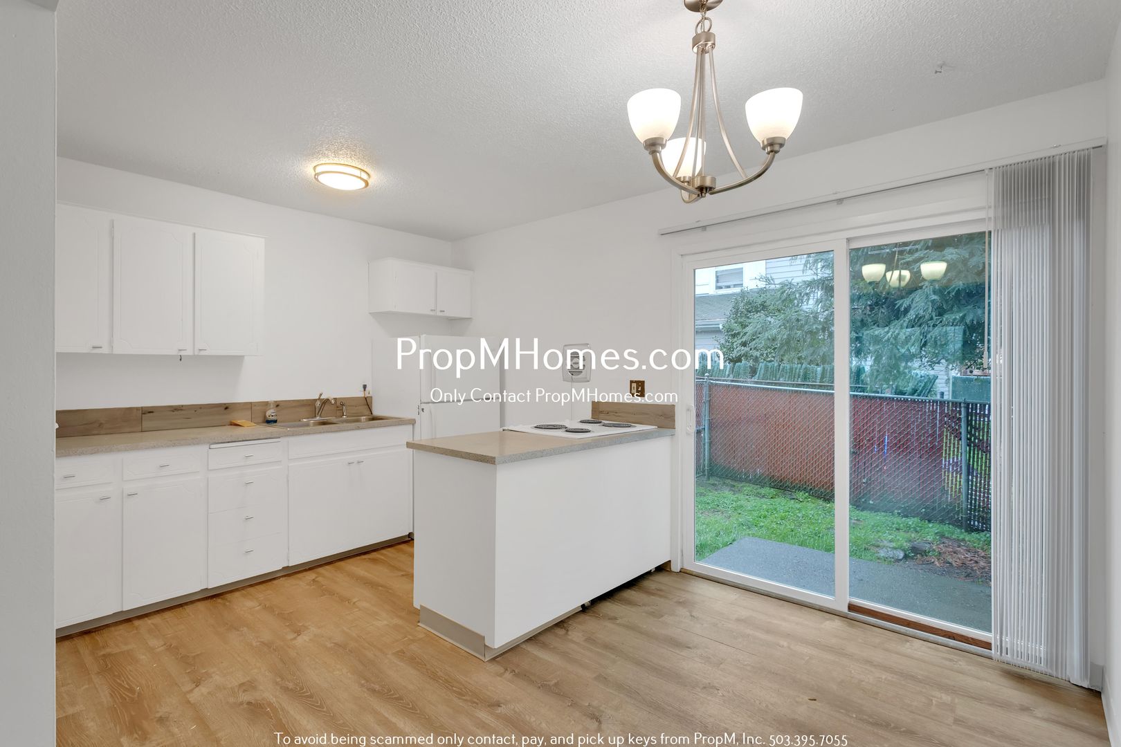 Oregon City Apartment: 712 9th Street