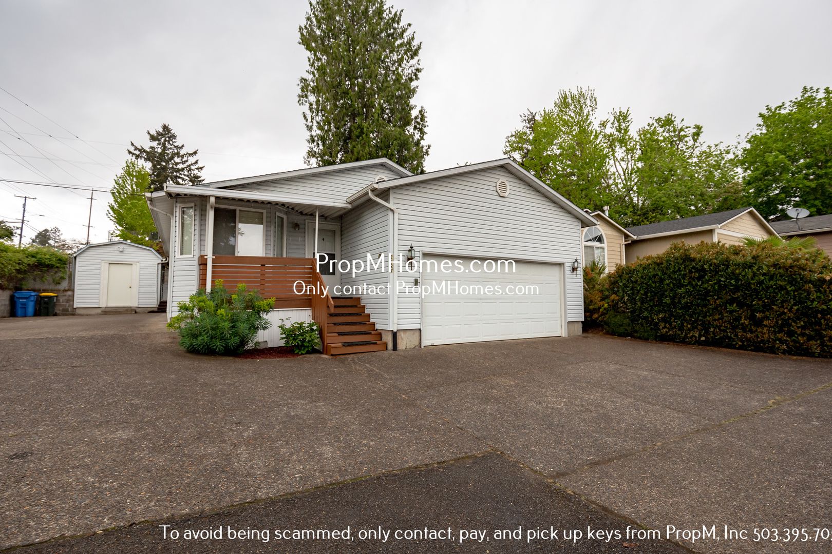 Milwaukie House: 2627 SE Park Avenue