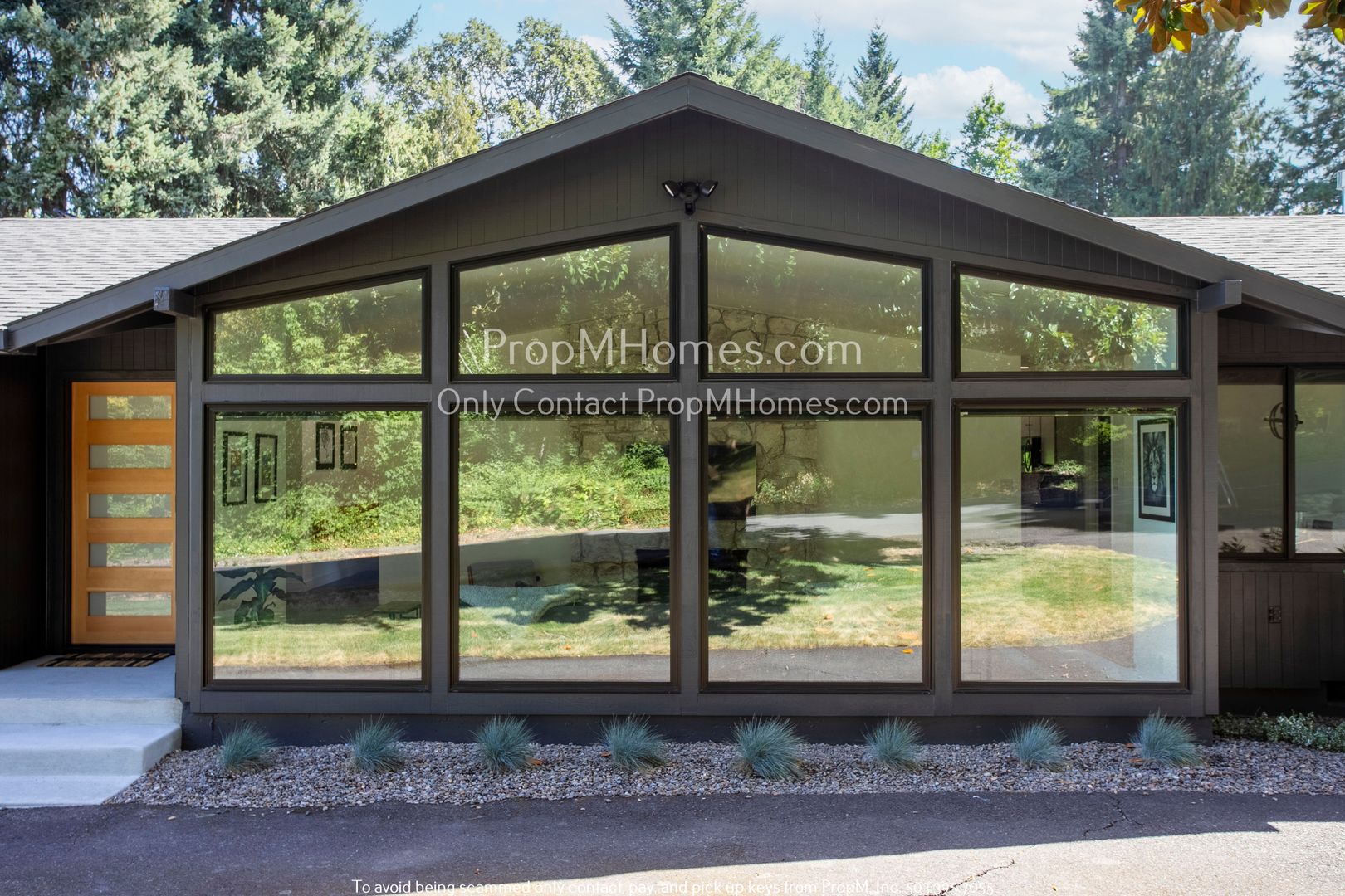 West Linn House: 18888 Walling Circle