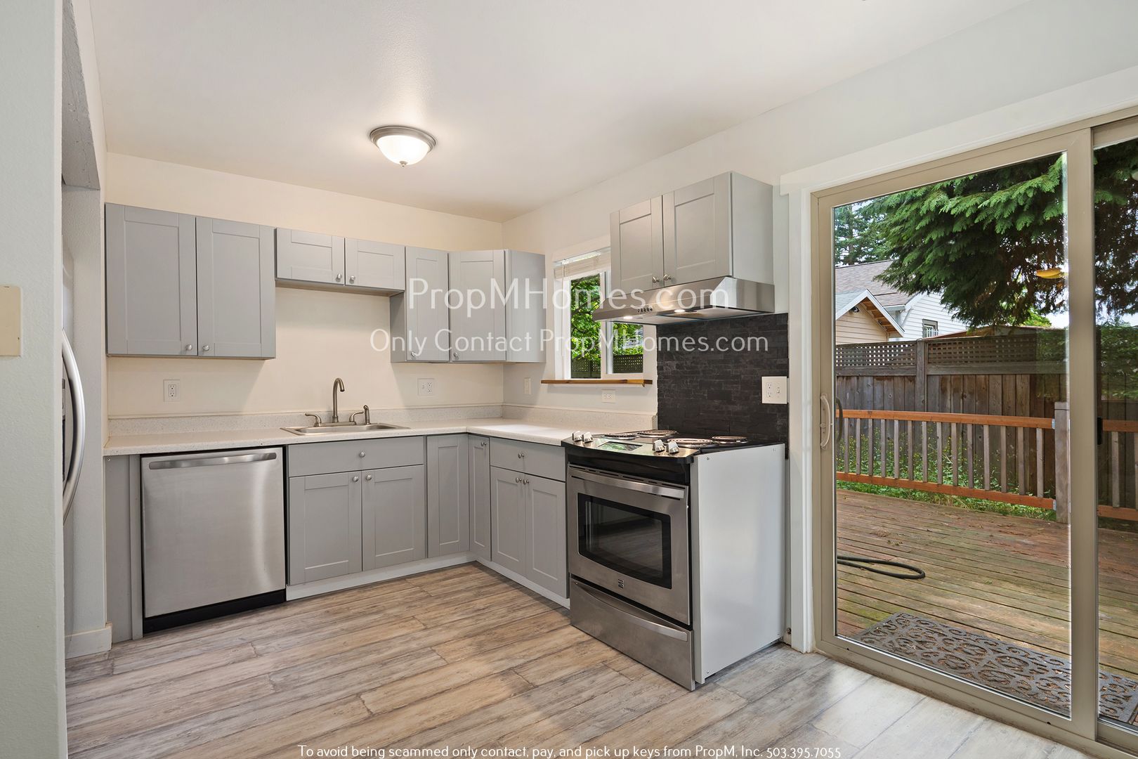 Portland Condo: 5829 SE 80th Court