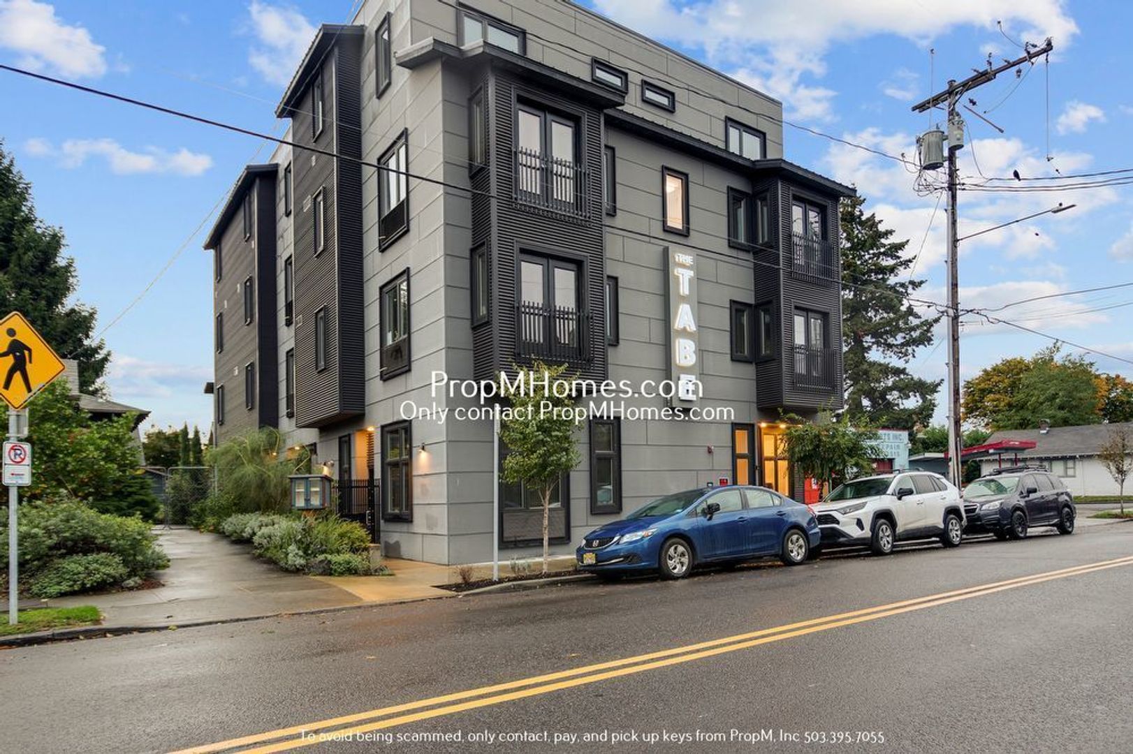 Portland Apartment: 1825 SE 50th Avenue - Unit 103