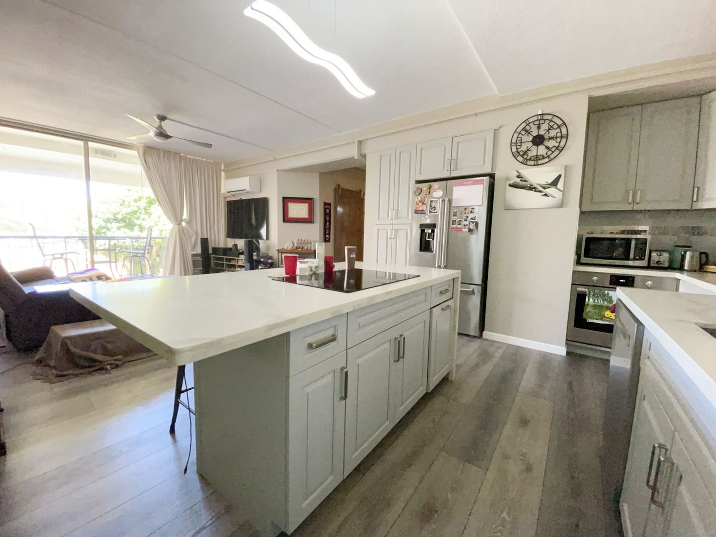 HONOLULU Condo: 2333 KAPIOLANI BLVD #208