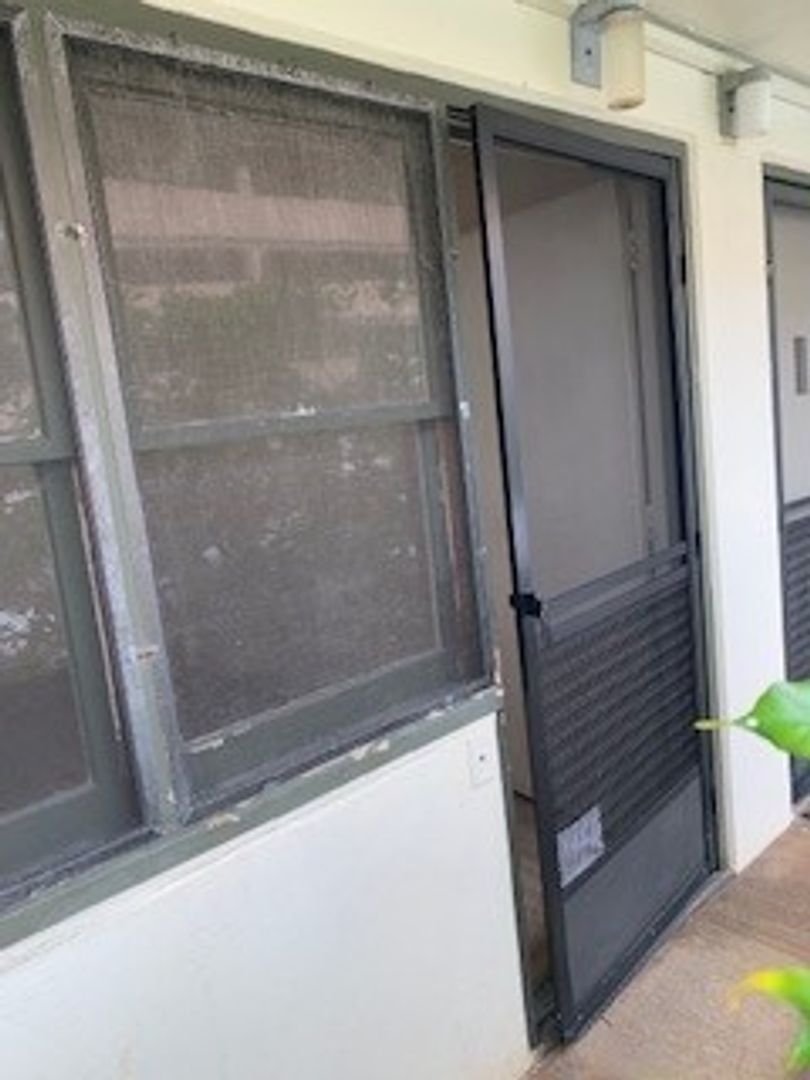 HONOLULU Apartment: 546 LAUIKI STREET